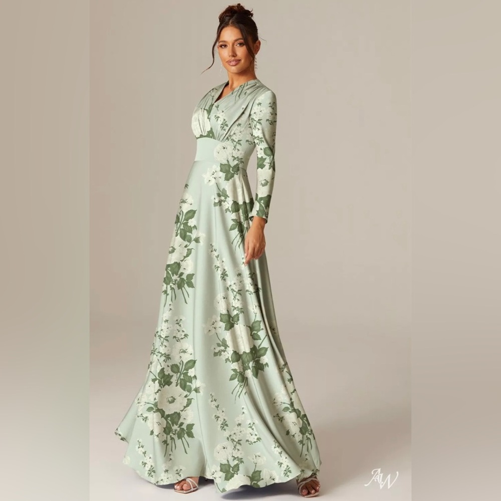 AW Bridal dress. Floral Green. Size 10